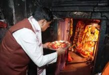 मुख्यमंत्री डॉ. यादव ने दंतेवाड़ा में मां दंतेश्वरी के दर्शन कर की सर्वकल्याण की प्रार्थना