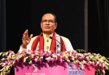 केंद्रीय ग्रामीण विकास मंत्री ने राष्ट्रीय सम्मेलन में की छत्तीसगढ़ के मटेरियल बैंक मॉडल की सराहना