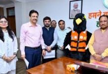 राष्ट्रीय कायाकिंग-केनोईंग प्रतियोगिता के मस्कट ‘पहाड़ी मैना’ का मुख्यमंत्री ने किया विमोचन