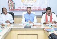 मुख्यमंत्री विष्णु देव साय की अध्यक्षता में FRA और PESA टास्क फोर्स की पहली बैठक, प्रभावी क्रियान्वयन पर बनी रणनीति