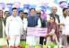 CM विष्णु देव साय की श्रमिकों के लिए तीन बड़ी घोषणाएं, 1.43 लाख श्रमिकों के खातों में पहुंची ₹51 करोड़ की राशि